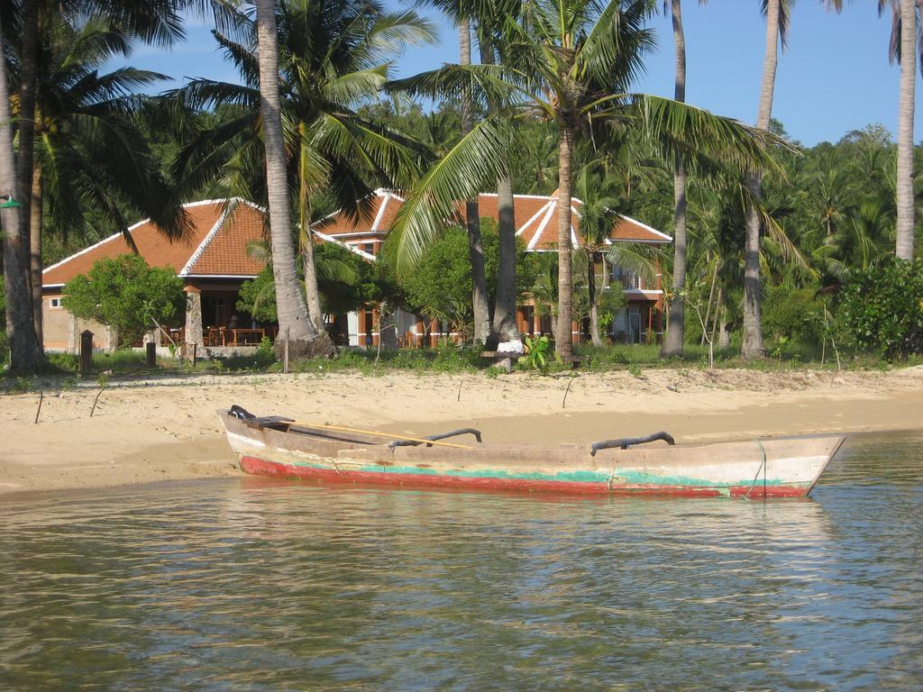 Готель Escape Karimunjawa Семаранг Екстер'єр фото